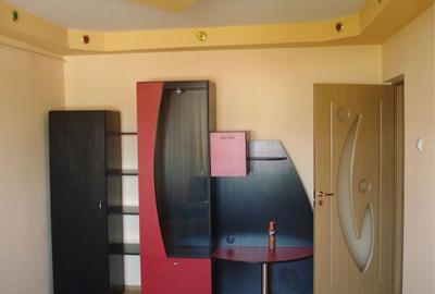 Apartament cu 2 camere decomandat în Alexandru cel Bun