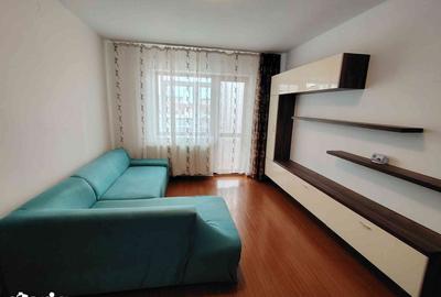 Apartament cu 2 camere semidecomandat în Micro 9 - 15