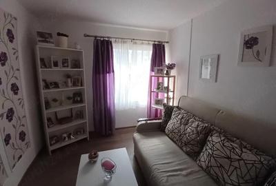 Casă cu 2 camere cu Teren 70 Mp în Central