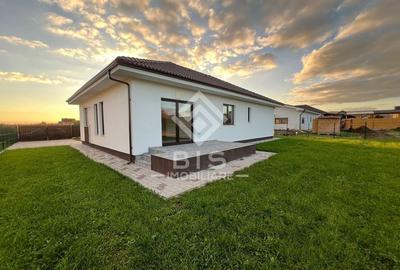 Case moderne de vânzare – 143 mp utili, teren 7 ari | Zona Unirea - 3