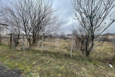 Teren de 750 mp, în Debarcader - 1