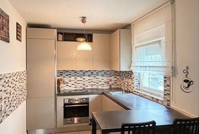 Apartament cu 3 camere semidecomandat în Central - 7