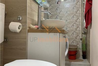 Apartament cu 2 camere semidecomandat în Seleuș