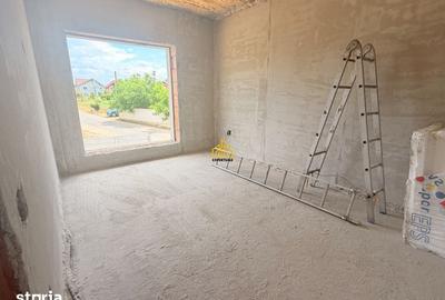 Casă cu 5 camere cu Teren 364 Mp în Domnești - 15