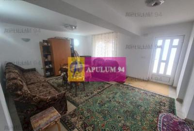 Casă cu 5 camere cu Canalizare în Comarnic