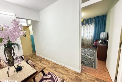 Apartament cu 4 camere decomandat în Central - 2