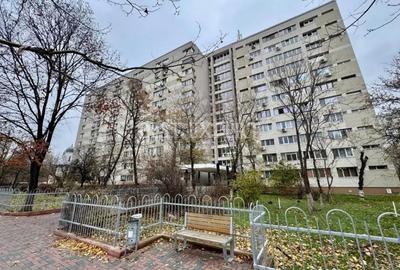 Garsonieră în Titan - 1