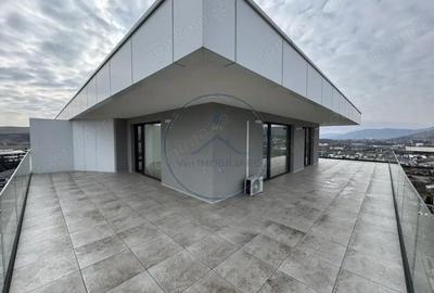 Apartament cu 4 camere decomandat în Central - 8