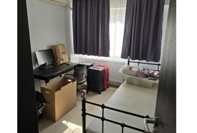 Apartament cu 3 camere decomandat în Văcăresti - 2