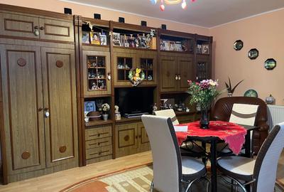 Casă individuală cu 5 camere cu Teren 193 Mp în Traian - 2