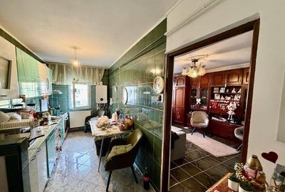 Apartament cu 3 camere decomandat în Brăilei - 7