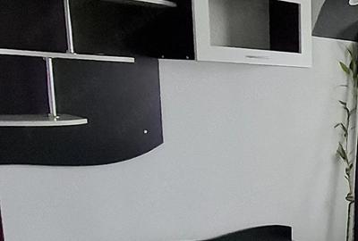 Apartament cu 3 camere semidecomandat în Govândari