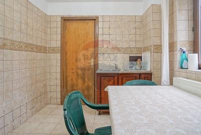 Casă cu 6 camere cu Teren 608 Mp în Central - 18