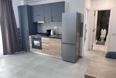 Apartament cu 2 camere decomandat în Apărătorii Patriei