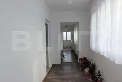 Casă cu Teren 784 Mp în Central - 9