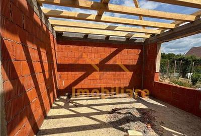 Casă cu 3 camere cu Teren 472 Mp în Oncea - 2