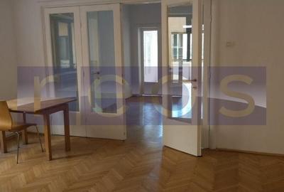 Apartament cu 5 camere semidecomandat, mobilat în Amzei - 6