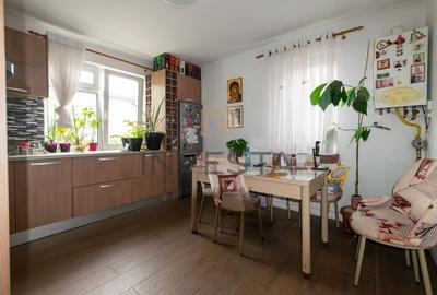 DE VANZARE CASA CU 4 CAMERE BUNA ZIUA - 6