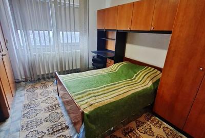 Apartament cu 3 camere decomandat, mobilat în Central - 1