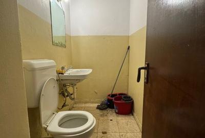 Apartament cu 4 camere semidecomandat în Berceni - 9
