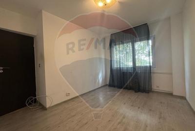 Apartament cu 3 camere de vanzare Drumul Taberei aproape de metrou - 12