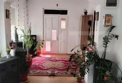 Casă cu 6 camere cu Teren 3500 Mp în Florești - 1