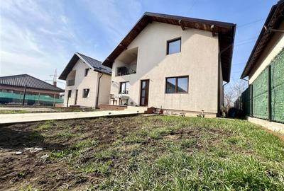 Casă individuală cu 6 camere cu Teren 200 Mp în Miroslava - 2