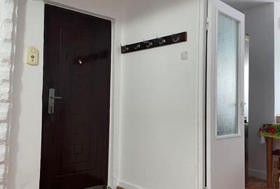 Apartament cu 3 camere decomandat în Central - 2