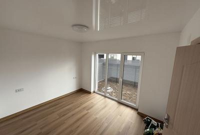 Casă cu 4 camere în Noua - 5