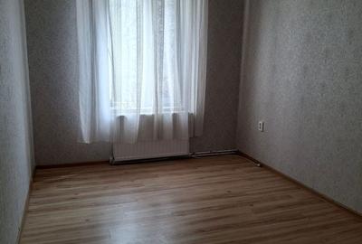 Spațiu comercial, de 15 mp, în Central - 3