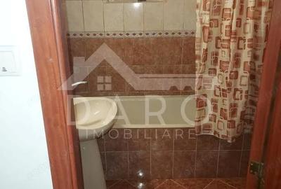 Apartament cu 3 camere decomandat în Corina - 6