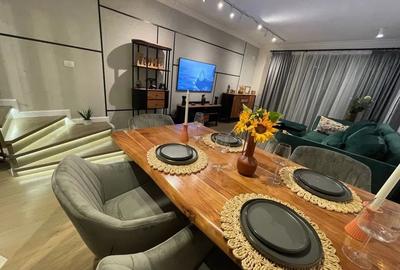 Casă individuală cu 4 camere cu Canalizare în Odăi - 1