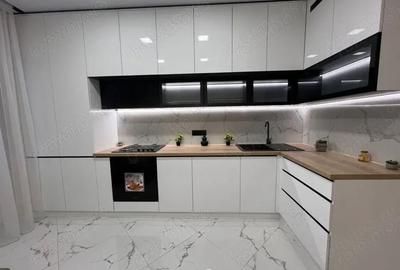 Apartament cu 2 camere decomandat în Take Ionescu