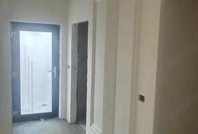Casă cu Teren 290 Mp în Central