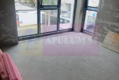 Casă cu 4 camere în 1 Decembrie - 13
