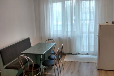 Apartament cu 3 camere decomandat în Exterior Vest - 8