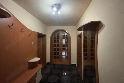 Casă cu 5 camere cu Teren 650 Mp în Grădiște - 12