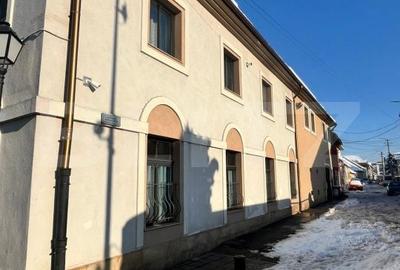 Casă cu 4 camere cu Teren 380 Mp în Central - 5