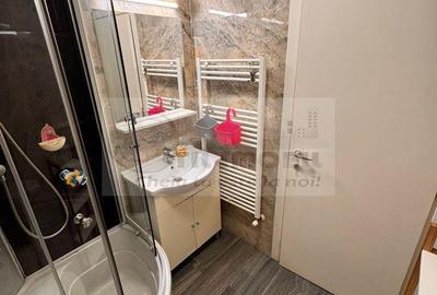 Apartament cu 4 camere în Rediu