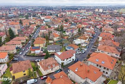 Apartament cu 4 camere în Central