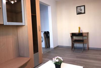 Apartament cu 2 camere semidecomandat, mobilat în Lujerului
