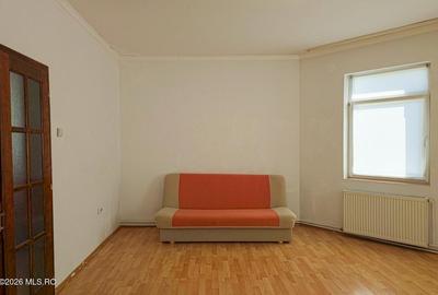 Casă individuală cu 7 camere cu Canalizare în Fabric - 24