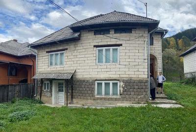 Casă cu 6 camere în Săliște - 3