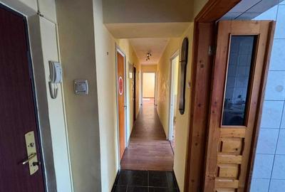 Apartament cu 3 camere decomandat în Militari - 3