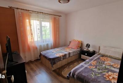 Apartament cu 3 camere decomandat în Calea București - 6
