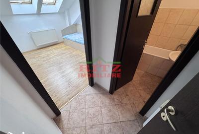Apartament cu 3 camere semidecomandat în Central - 6