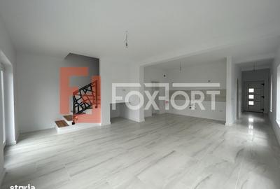 Casă cu 4 camere cu Canalizare în Ghiroda