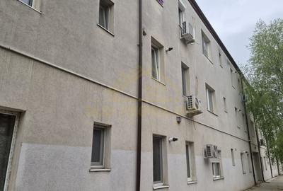 Apartament cu 2 camere semidecomandat, mobilat în Central