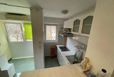 Garsonieră decomandată în Gorjului - 6