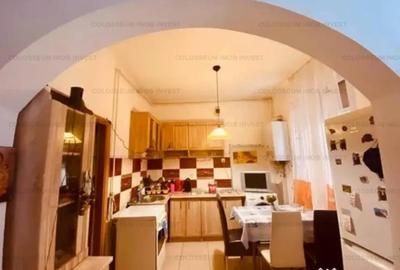 Apartament cu 2 camere decomandat în Centrul Istoric - 3